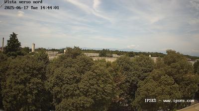 immagine della webcam nei dintorni di Trecate: webcam Garbagnate Milanese
