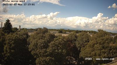 immagine della webcam nei dintorni di Milano Parco Sempione: webcam Garbagnate Milanese