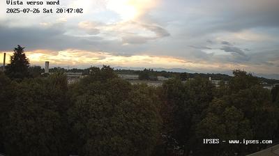 immagine della webcam nei dintorni di Milano Scala: webcam Garbagnate Milanese