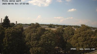 immagine della webcam nei dintorni di Milano Maciachini: webcam Garbagnate Milanese