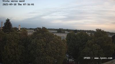 immagine della webcam nei dintorni di Milano Santa Rita: webcam Garbagnate Milanese