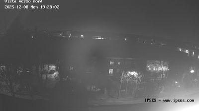 immagine della webcam nei dintorni di Milano Porta Vicentina: webcam Garbagnate Milanese