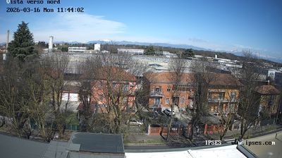 immagine della webcam nei dintorni di Milano Campo dei Fiori: webcam Garbagnate Milanese