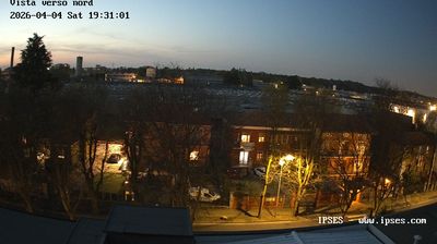 immagine della webcam nei dintorni di Milano Città Studi: webcam Garbagnate Milanese