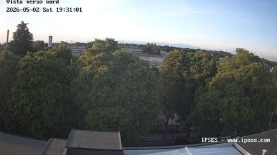 immagine della webcam nei dintorni di Milano Zona Tortona: webcam Garbagnate Milanese