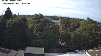 immagine della webcam nei dintorni di Milano San Marco: webcam Garbagnate Milanese