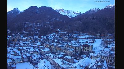 immagine della webcam nei dintorni di Cantoira: webcam Lemie