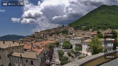 immagine della webcam nei dintorni di Macchia d'Isernia: webcam San Donato Val di Comino