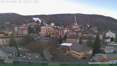 immagine della webcam nei dintorni di Cesana Torinese: webcam Sauze d'Oulx