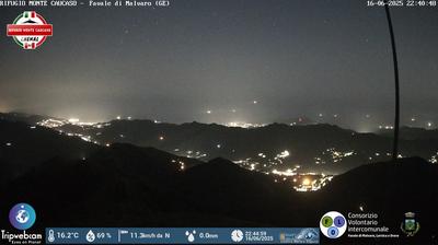 immagine della webcam nei dintorni di Casermette del  monte Penna: webcam Favale di Malvaro