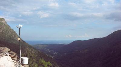 immagine della webcam nei dintorni di Castelnuovo Nigra: webcam Traversella