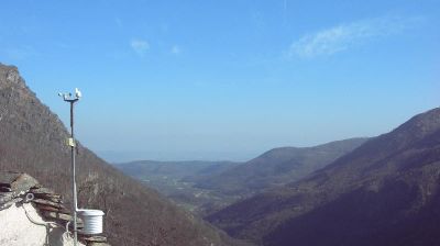 immagine della webcam nei dintorni di Champorcher Laris: webcam Traversella