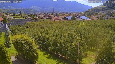 immagine della webcam nei dintorni di Altopiano di Vezzena: webcam Lagundo