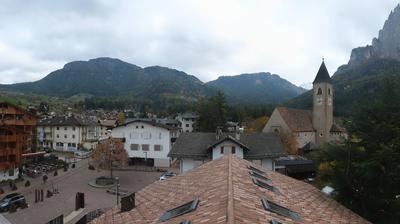 immagine della webcam nei dintorni di Funes: webcam Castelrotto