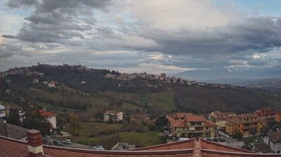 immagine della webcam nei dintorni di Chieti Scalo: webcam Penne