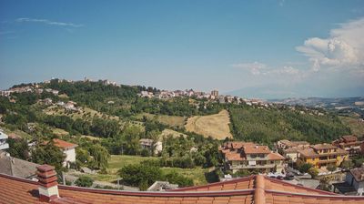 immagine della webcam nei dintorni di Villa Celiera: webcam Penne