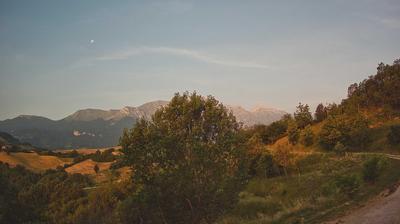 immagine della webcam nei dintorni di Montebello di Bertona: webcam Arsita