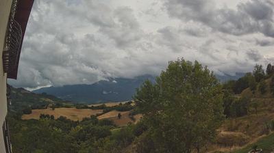 immagine della webcam nei dintorni di Castelli: webcam Arsita