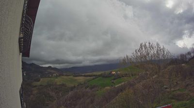 immagine della webcam nei dintorni di Morro d'Oro: webcam Arsita