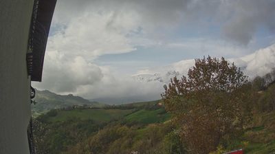 immagine della webcam nei dintorni di Castelli: webcam Arsita