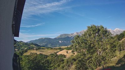 immagine della webcam nei dintorni di Morro d'Oro: webcam Arsita