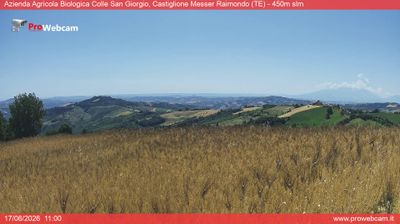 immagine della webcam nei dintorni di Arsita: webcam Castiglione Messer Raimondo