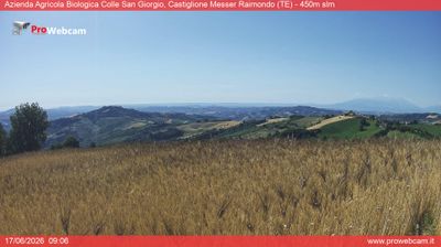 immagine della webcam nei dintorni di Cologna Spiaggia: webcam Castiglione Messer Raimondo