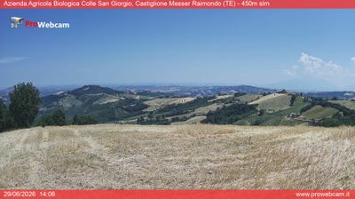 immagine della webcam nei dintorni di Roseto degli Abruzzi: webcam Castiglione Messer Raimondo