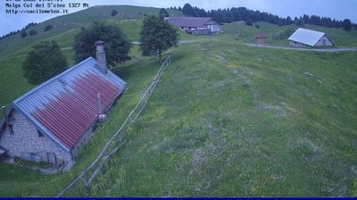 immagine della webcam nei dintorni di Nevegal: webcam Pian del Cansiglio