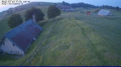 immagine della webcam nei dintorni di Col Indes: webcam Pian del Cansiglio