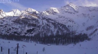 immagine della webcam nei dintorni di Usseglio: webcam Balme