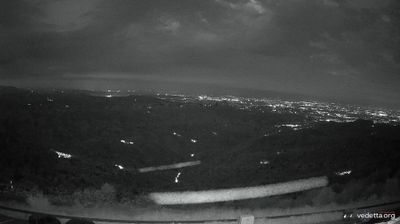 immagine della webcam nei dintorni di Sella Nevea: webcam Savogna