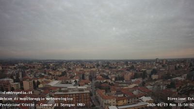 immagine della webcam nei dintorni di Capiago Intimiano: webcam Seregno