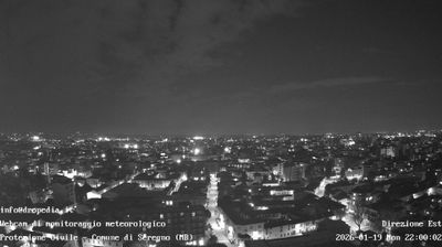 immagine della webcam nei dintorni di Capiago Intimiano: webcam Seregno