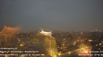 immagine della webcam nei dintorni di Garbagnate Milanese: webcam Seregno