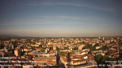 immagine della webcam nei dintorni di Capiago Intimiano: webcam Seregno