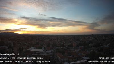 immagine della webcam nei dintorni di Casatenovo: webcam Seregno