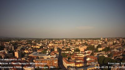 immagine della webcam nei dintorni di Milano Città Studi: webcam Seregno