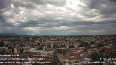 immagine della webcam nei dintorni di Casatenovo: webcam Seregno