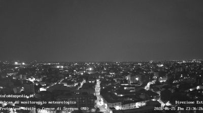 immagine della webcam nei dintorni di Milano Maciachini: webcam Seregno