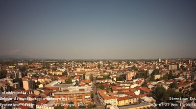 immagine della webcam nei dintorni di Milano Sant'Ambrogio centro: webcam Seregno