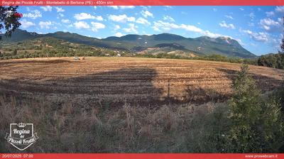 immagine della webcam nei dintorni di Colledara: webcam Montebello di Bertona