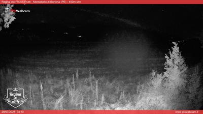 immagine della webcam nei dintorni di Scerne: webcam Montebello di Bertona