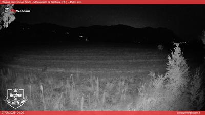 immagine della webcam nei dintorni di Abbateggio: webcam Montebello di Bertona