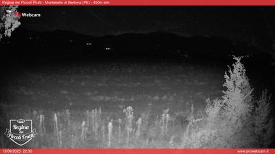 immagine della webcam nei dintorni di Scerne: webcam Montebello di Bertona