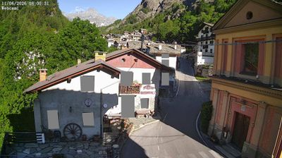 immagine della webcam nei dintorni di Mezzenile: webcam Balme