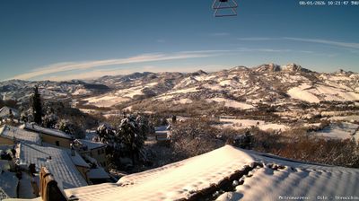 immagine della webcam nei dintorni di Montecalvo in Foglia: webcam Verucchio