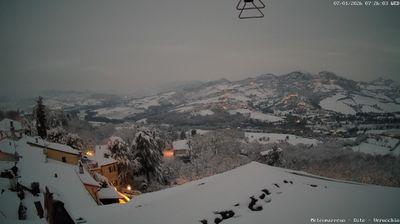 immagine della webcam nei dintorni di Santarcangelo di Romagna: webcam Verucchio