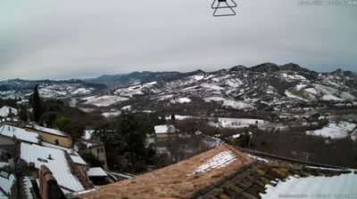 immagine della webcam nei dintorni di Montecalvo in Foglia: webcam Verucchio