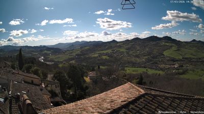 immagine della webcam nei dintorni di Macerata Feltria: webcam Verucchio